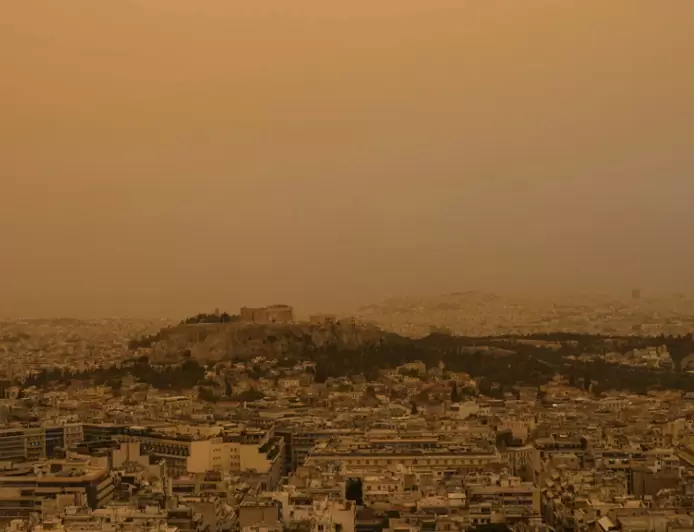 Sahra Çölü Toz Bulutları: Yunanistan ve Türkiye'yi Etkisi Altına Aldı